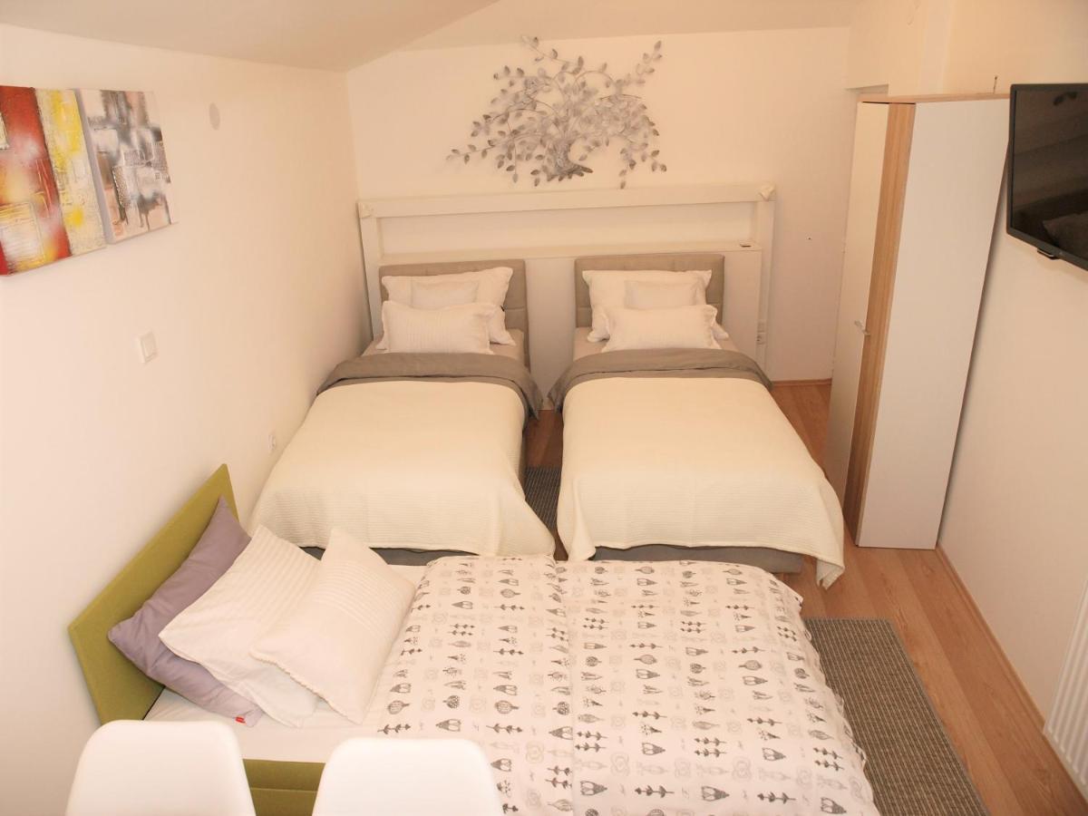 Cozy Studio Apartment Tian In Загреб Екстериор снимка