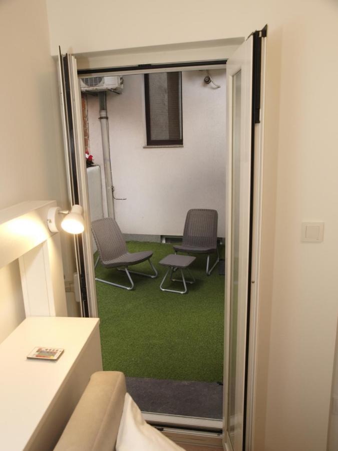 Cozy Studio Apartment Tian In Загреб Екстериор снимка
