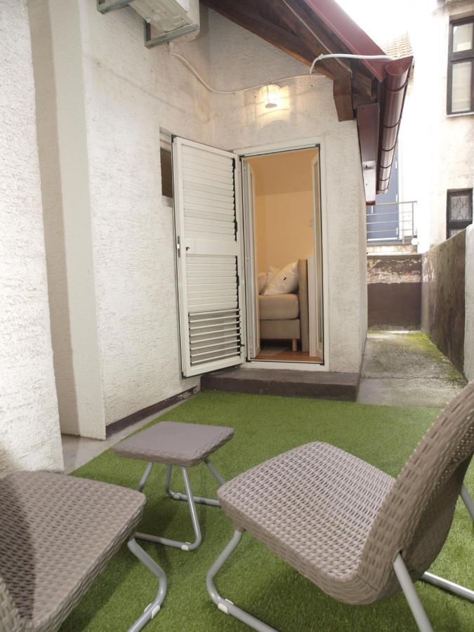 Cozy Studio Apartment Tian In Загреб Екстериор снимка